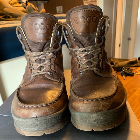 ecco track 5 boots for sale